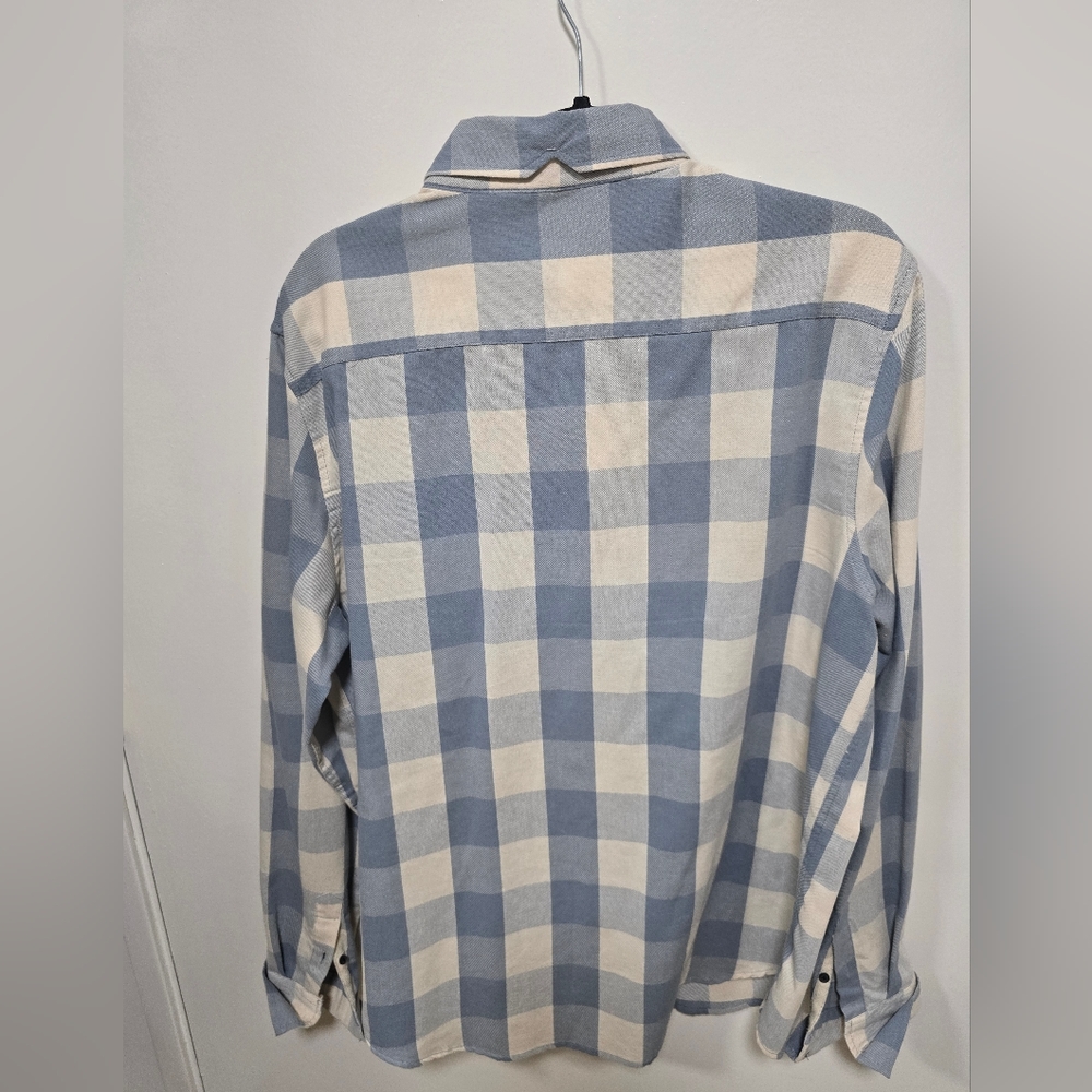 Sovereign Code XL button-down - Picture 2 of 5